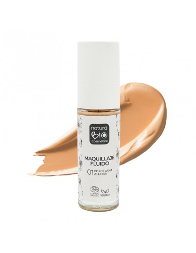 Maquillaje fluido natural de color porcelana